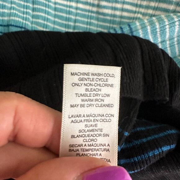 2/$30 White House Black Market Ombre Striped Sweater Small #A0119 - Picture 8 of 9